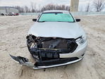 Ford Taurus 2015