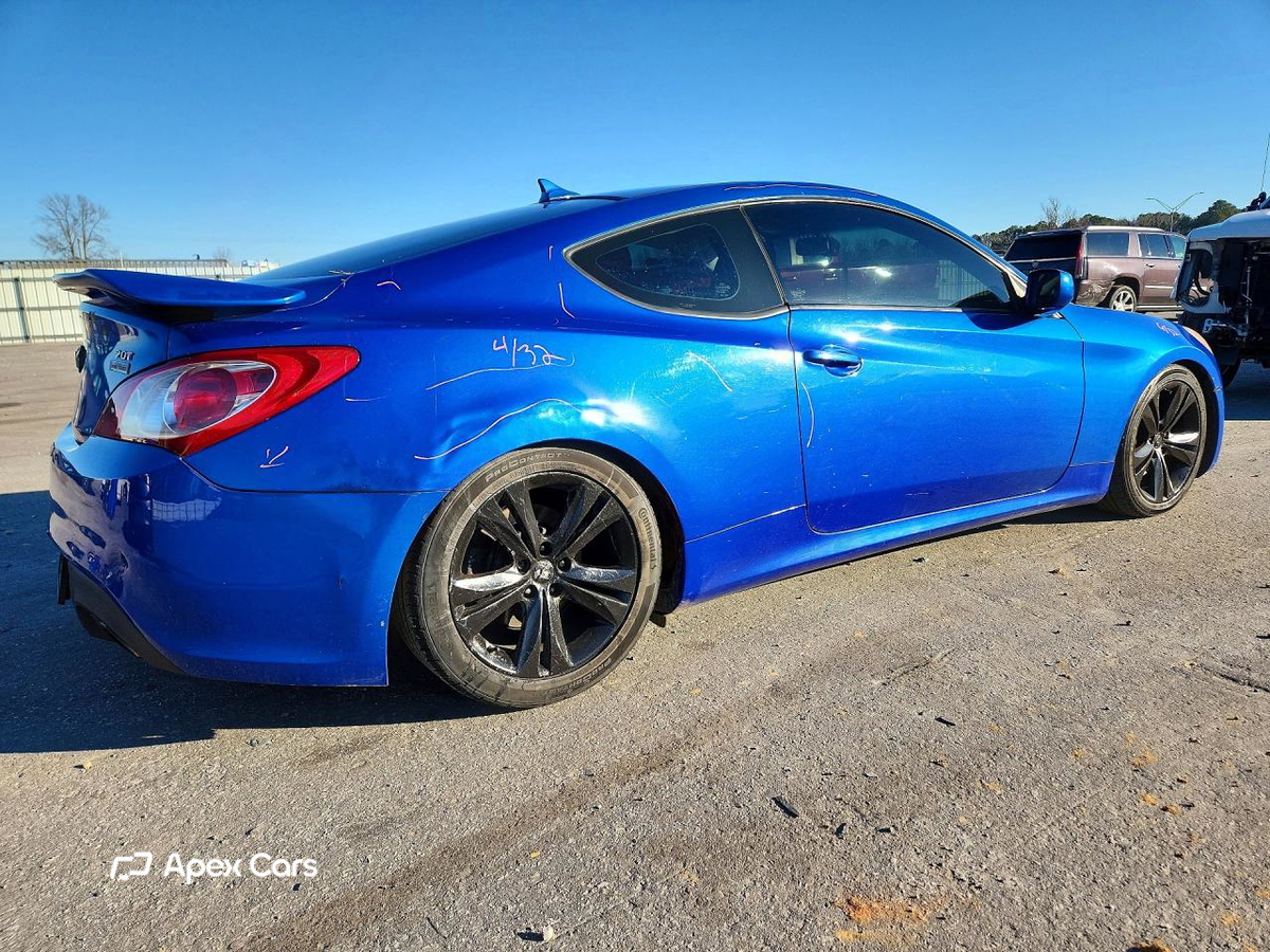 Hyundai Genesis 2012