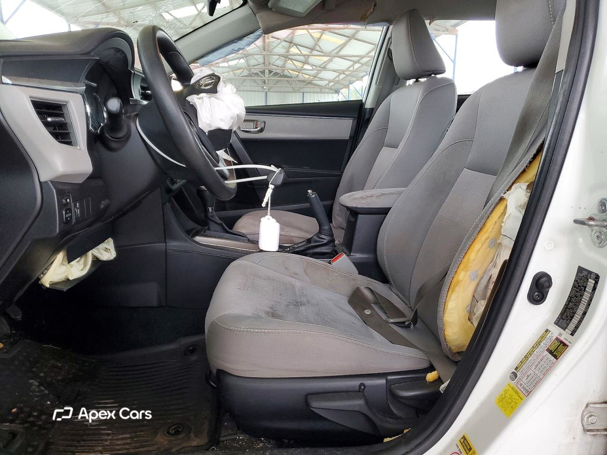 Toyota Corolla 2015