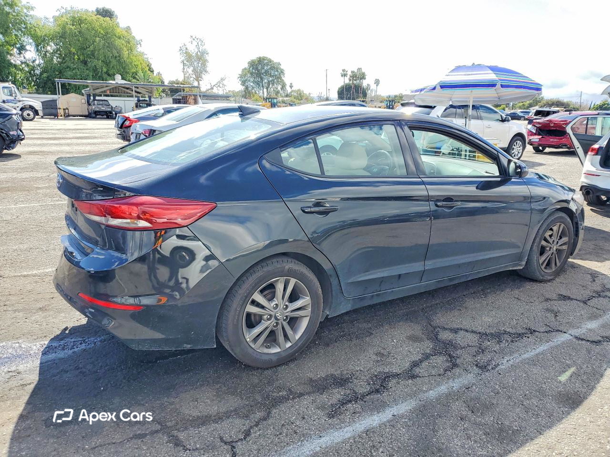 Hyundai Elantra 2017