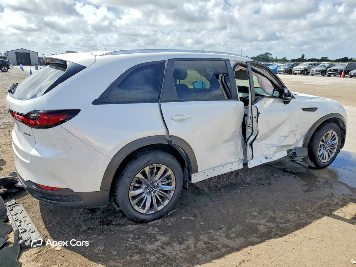 Mazda CX-90 2024