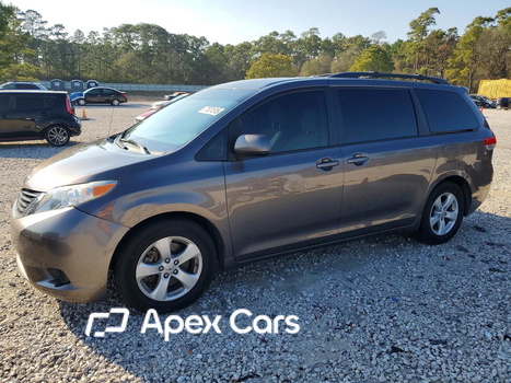 Toyota Sienna 2012 - Image 1 of 14