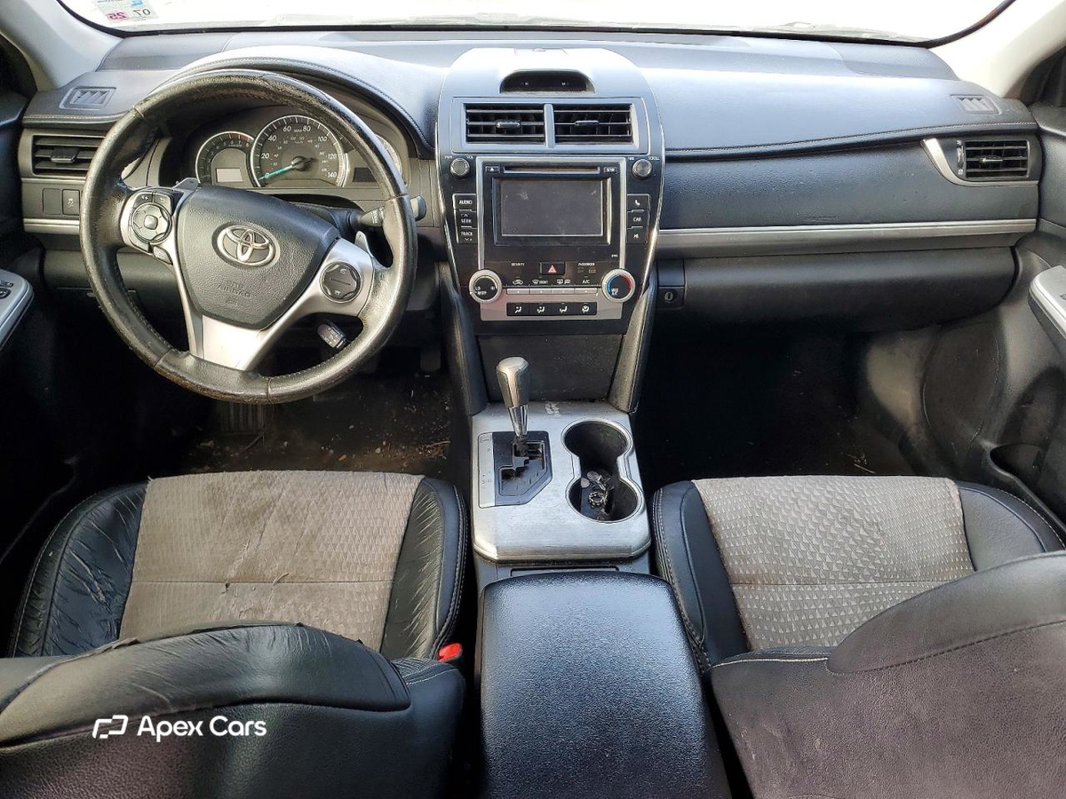 Toyota Camry 2012