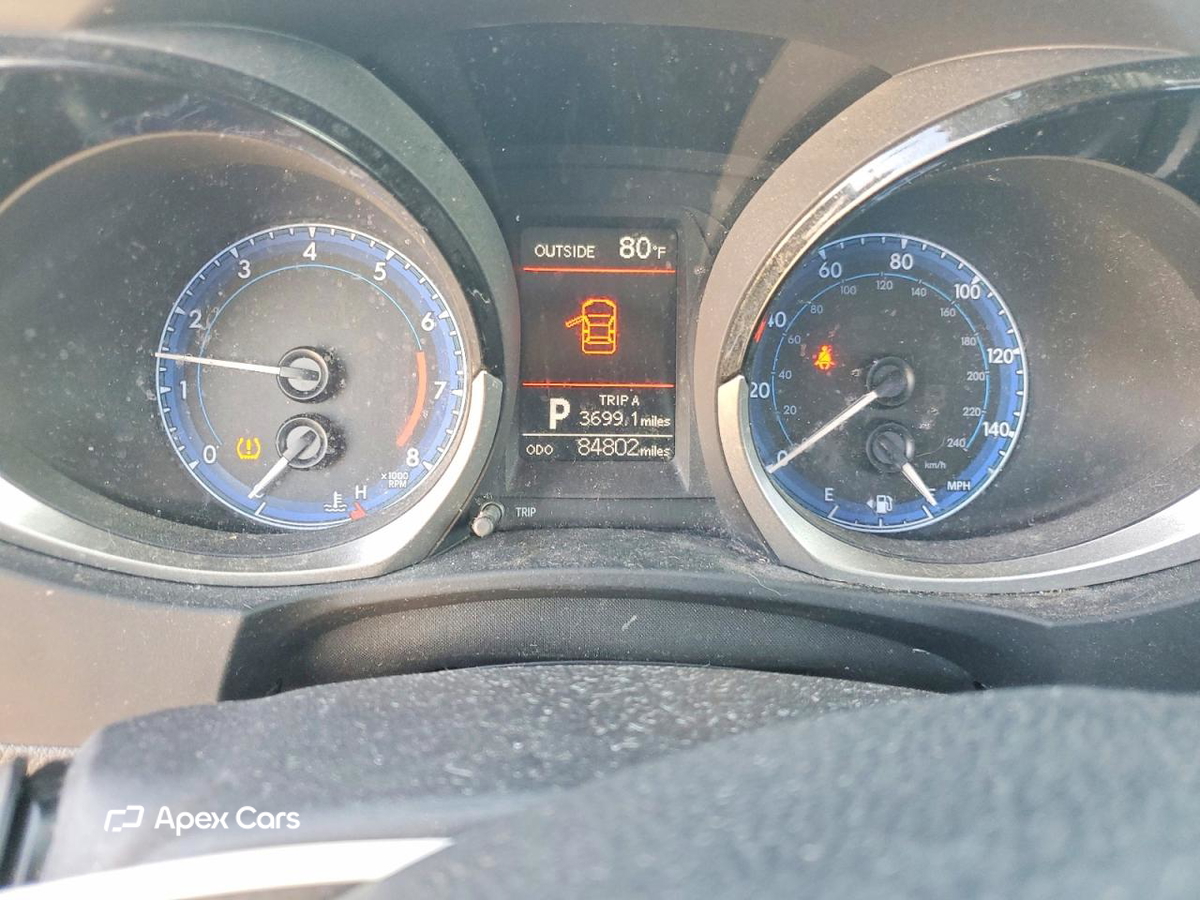 Toyota Corolla 2015