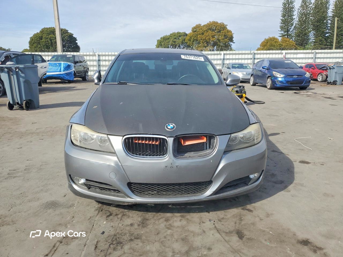 BMW Series 3 2011