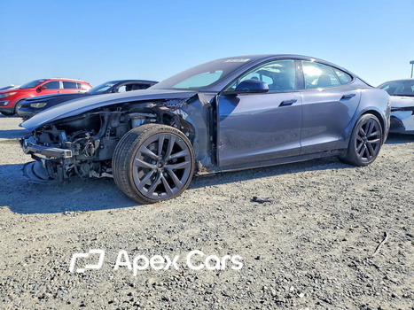 Tesla Model S 2021 - Image 1 of 13