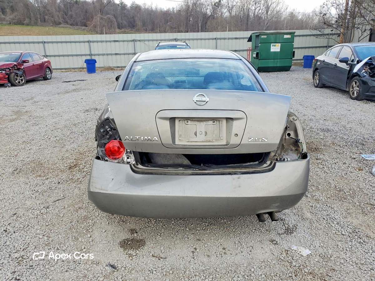 Nissan Altima 2002