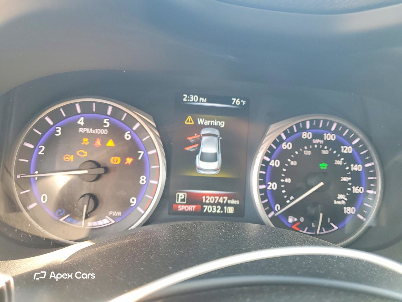 Infiniti Q50 2015