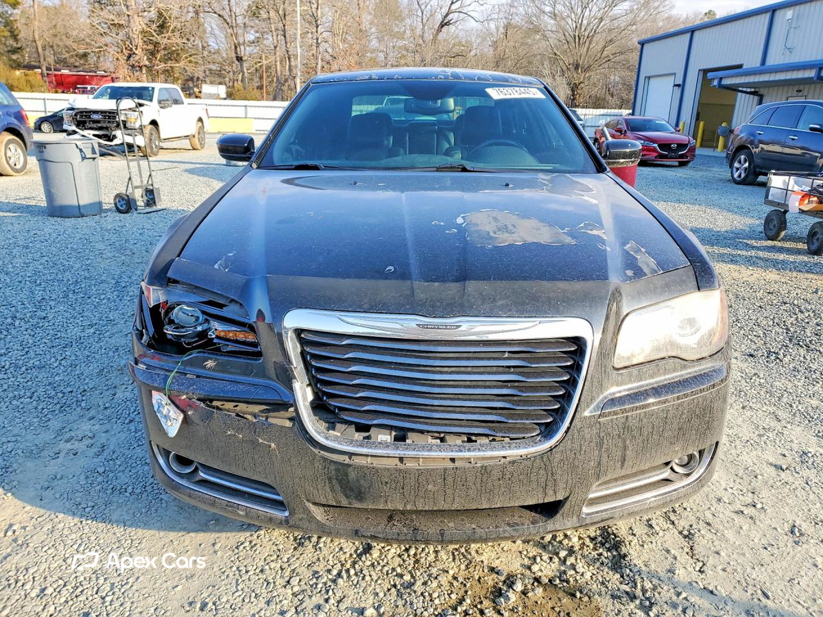 Chrysler 300 2013