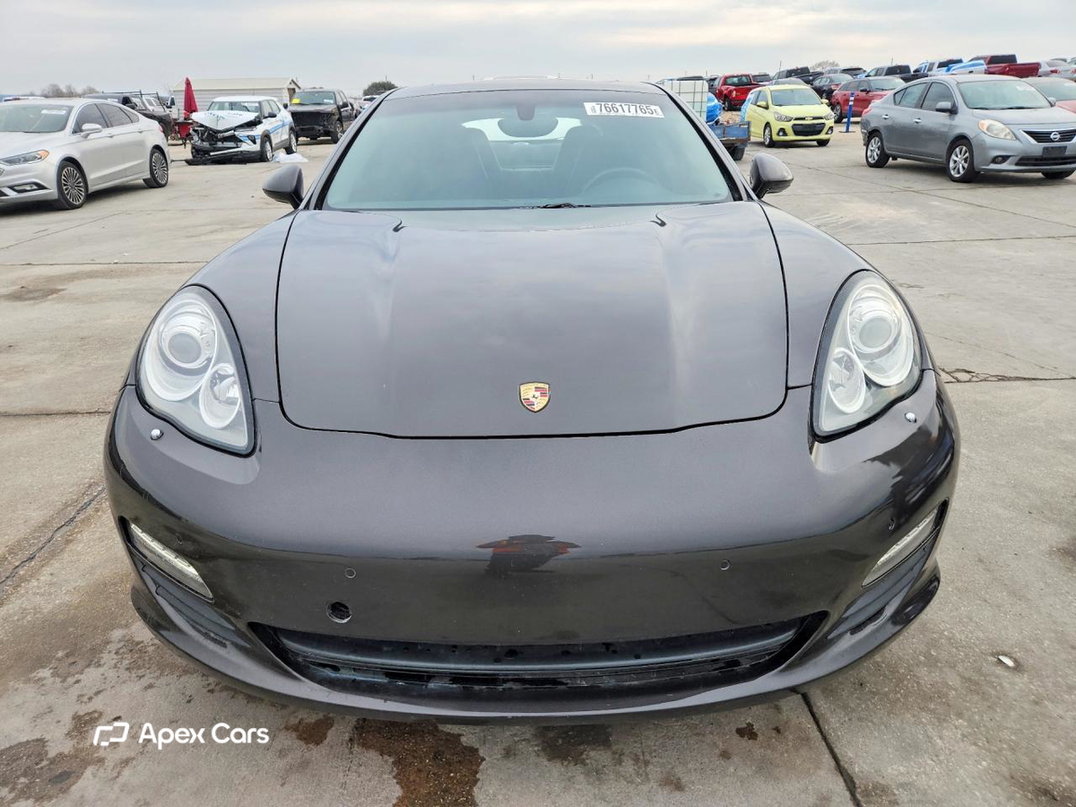 Porsche Panamera 2012