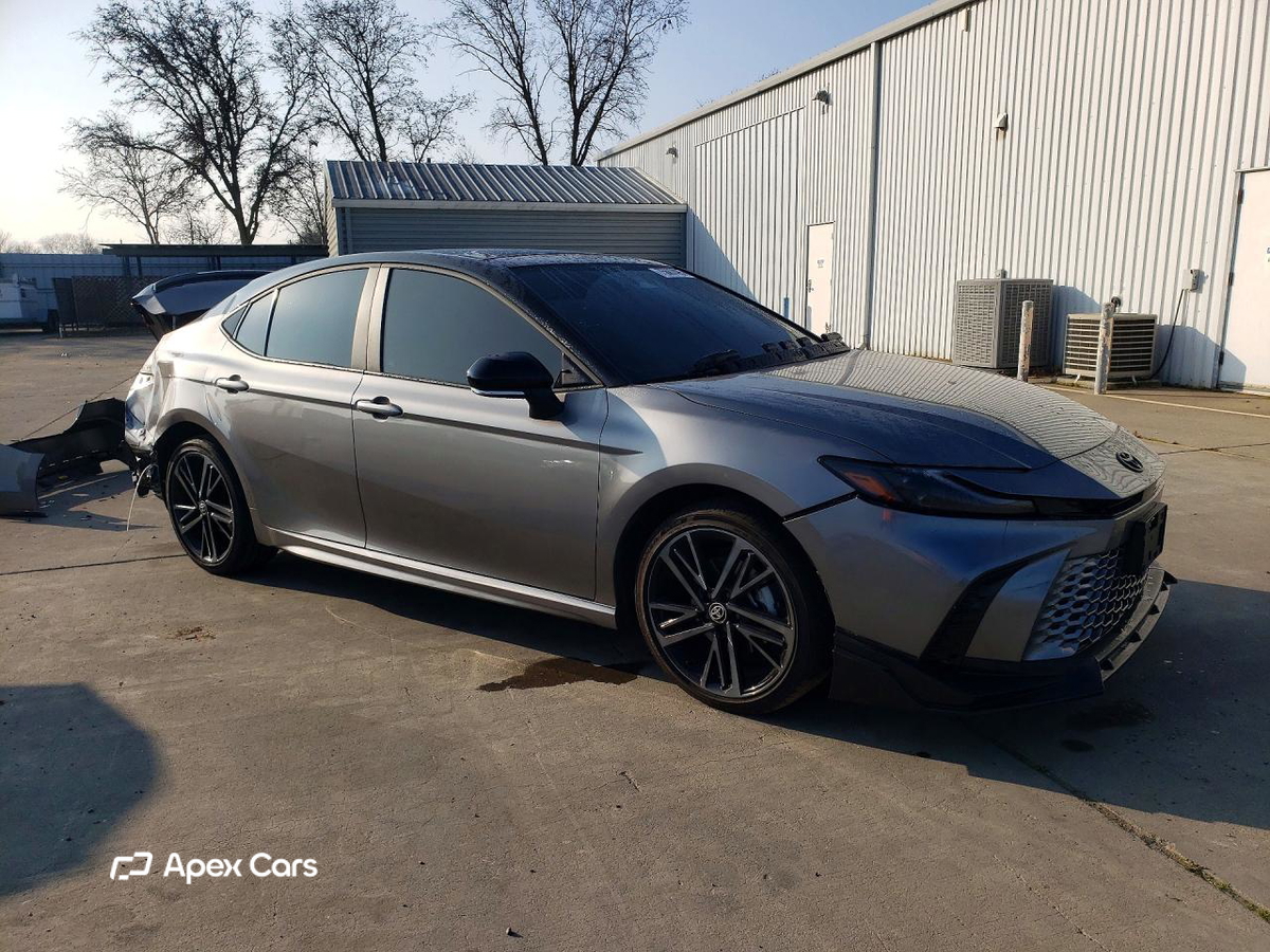 Toyota Camry 2026