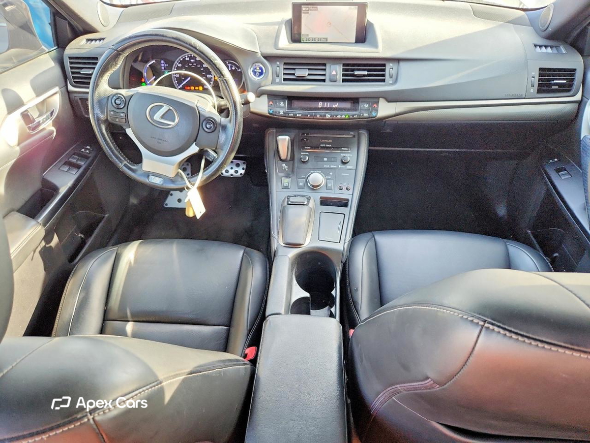 Lexus CT 2015