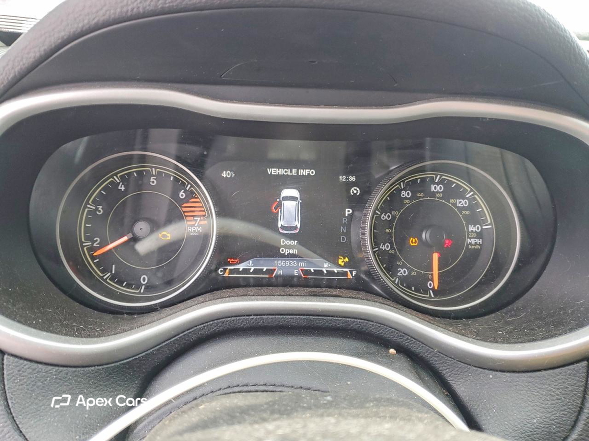 Jeep Grand Cherokee 2016