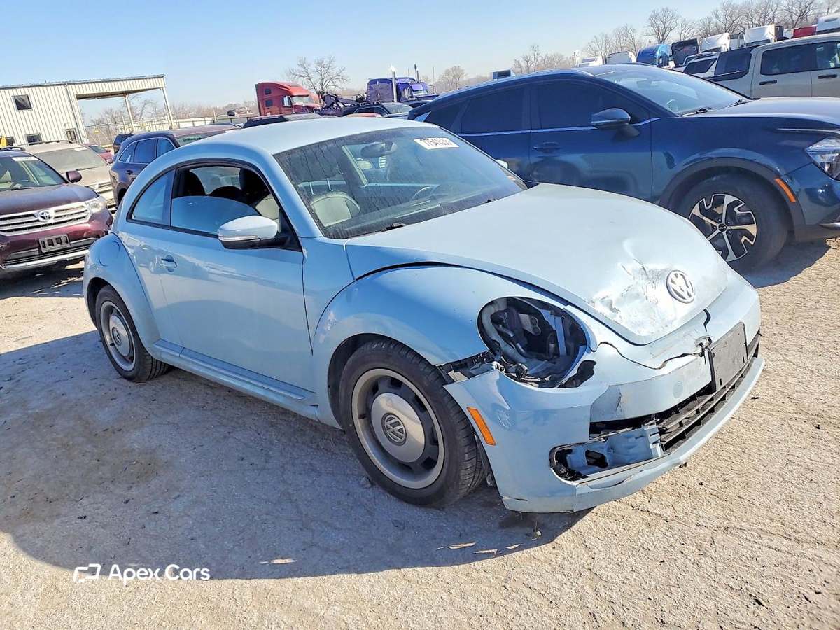 Volkswagen Beetle 2012