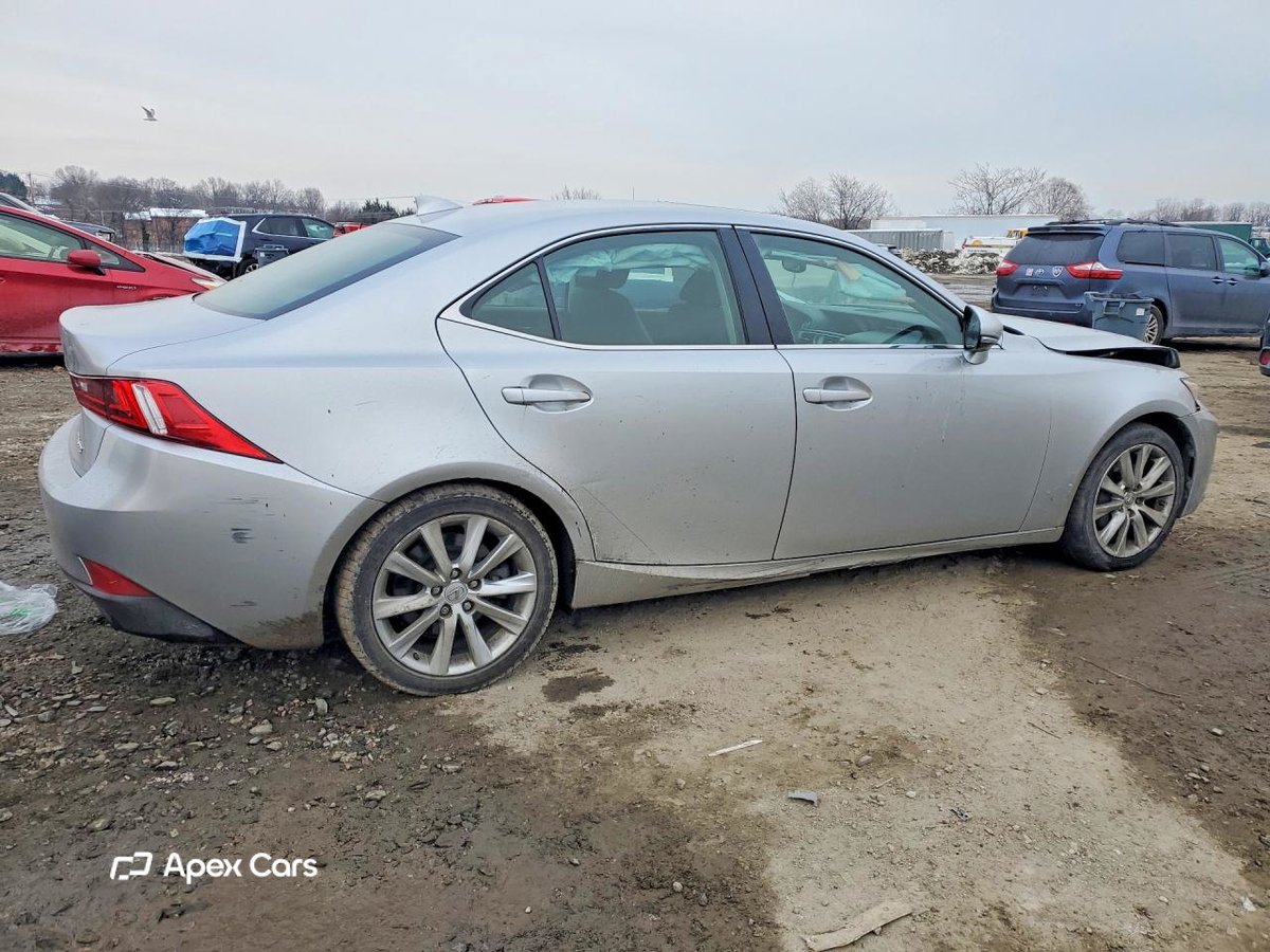 Lexus IS 2016