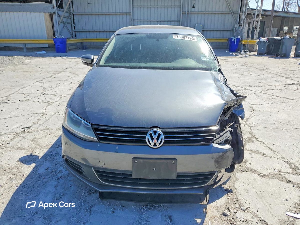 Volkswagen Jetta 2013