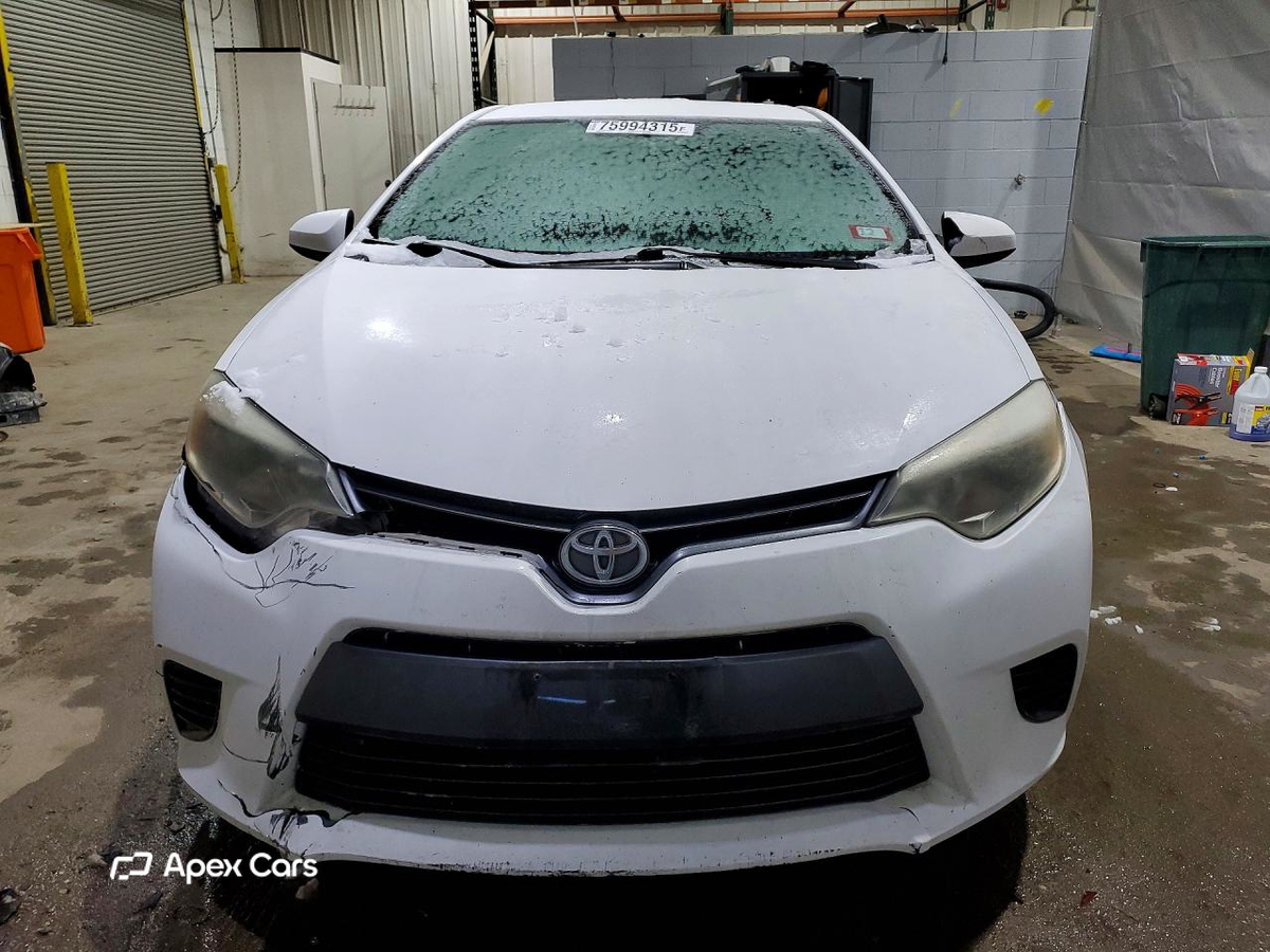 Toyota Corolla 2015