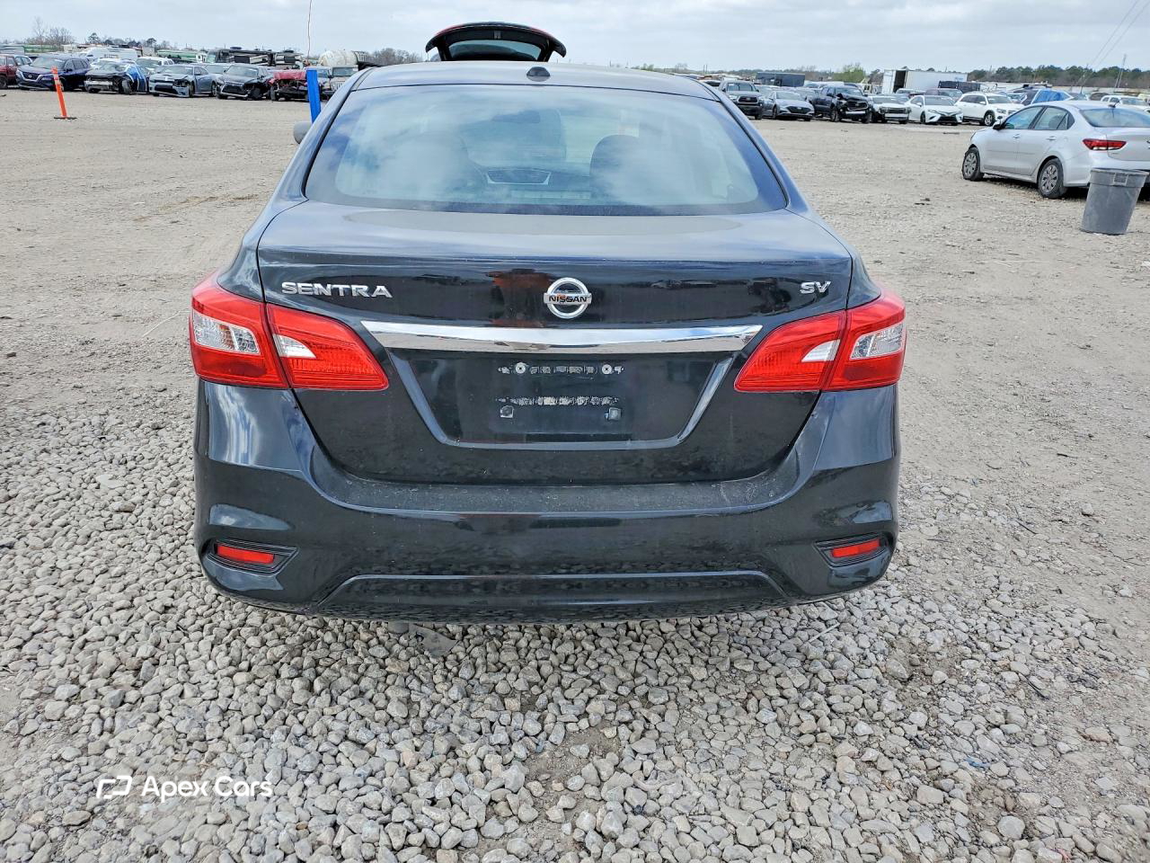 Nissan Sentra 2018