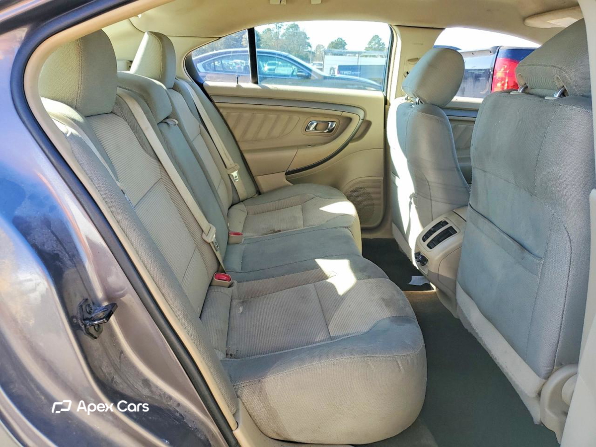 Ford Taurus 2014