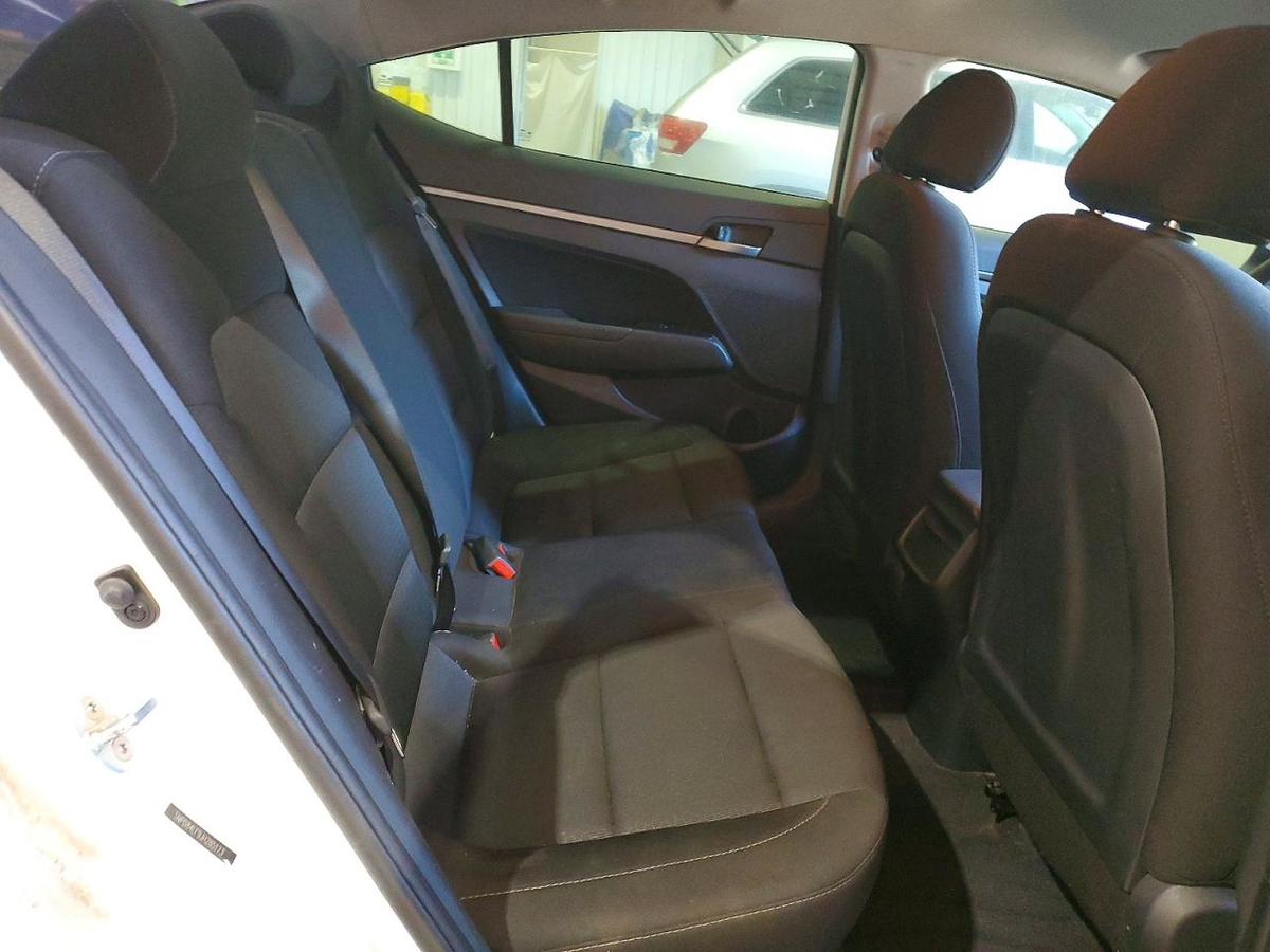 Hyundai Elantra 2018