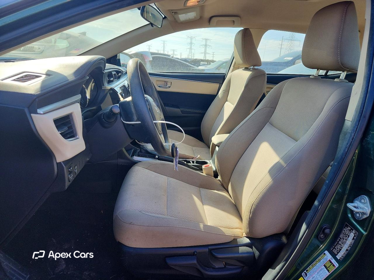 Toyota Corolla 2015