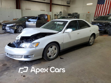Lexus ES 2000 - Image 1 of 5