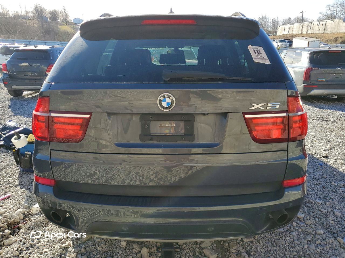 BMW X5 2011