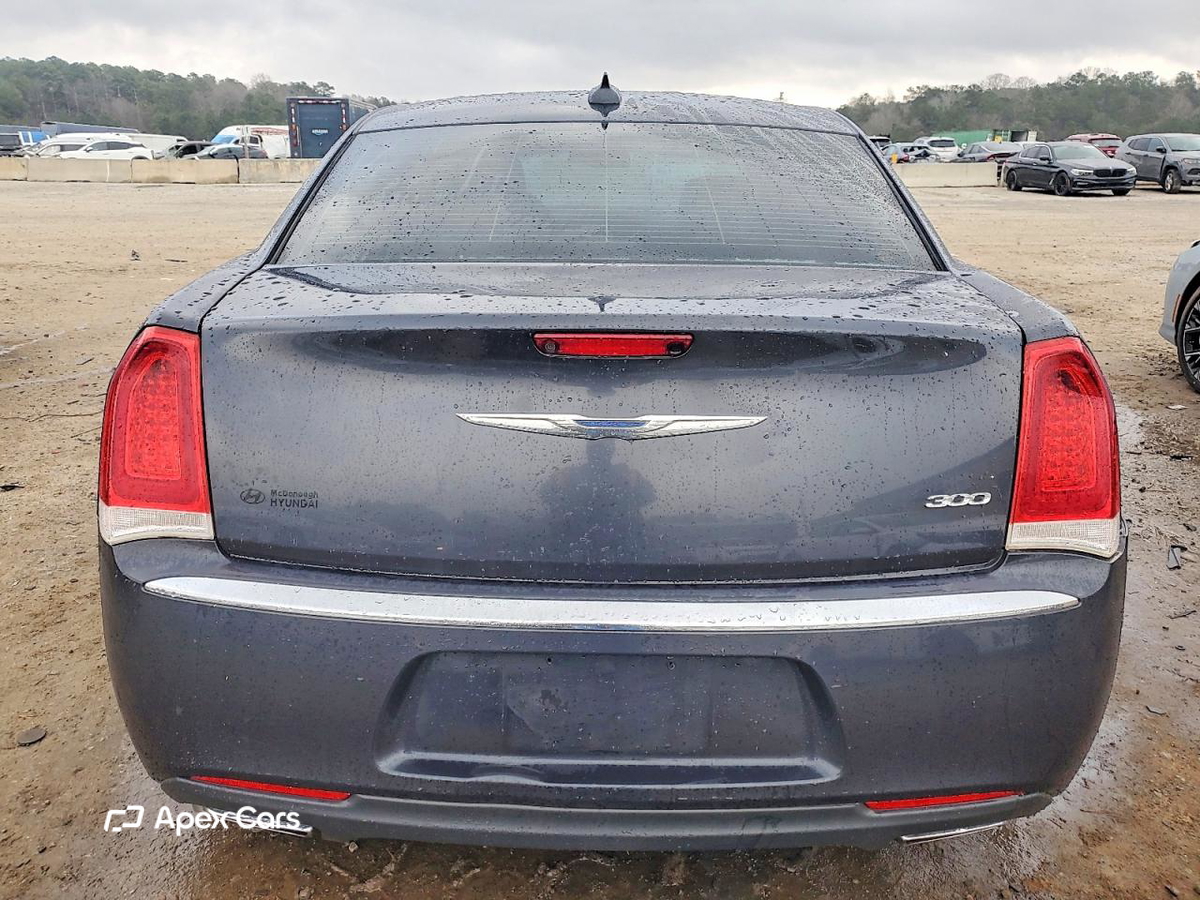 Chrysler 300 2016