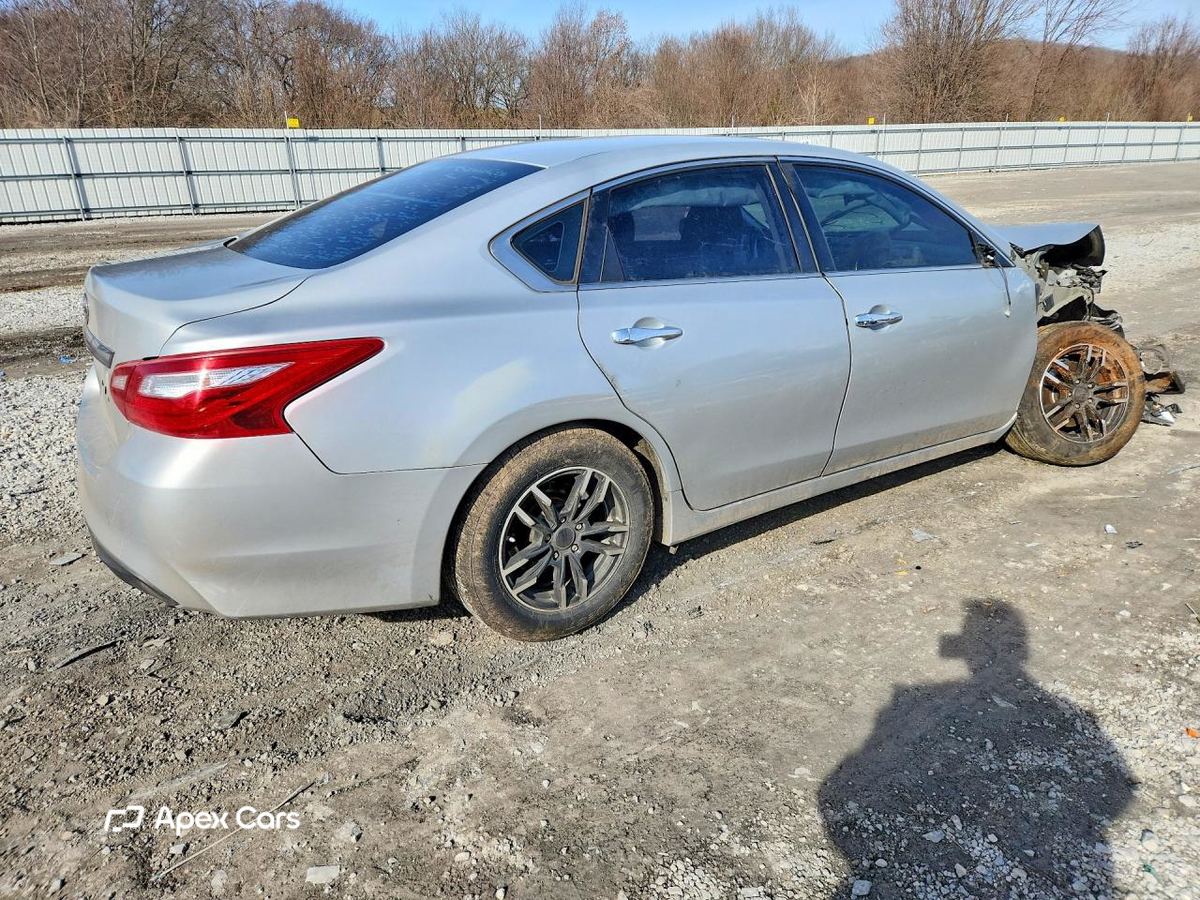 Nissan Altima 2017