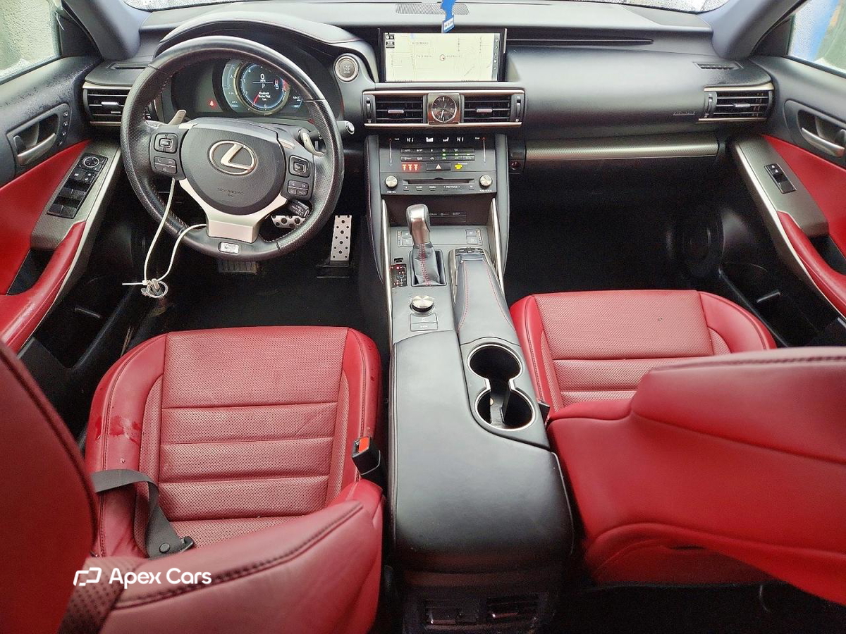Lexus IS 2018