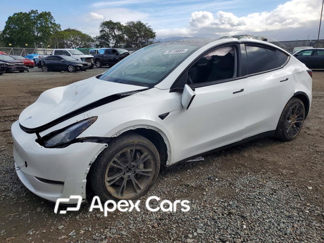 Tesla Model Y 2024 - Zdjęcie 1 z 15