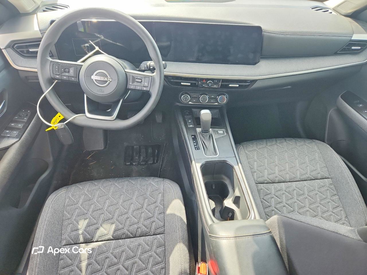 Nissan Kicks 2025