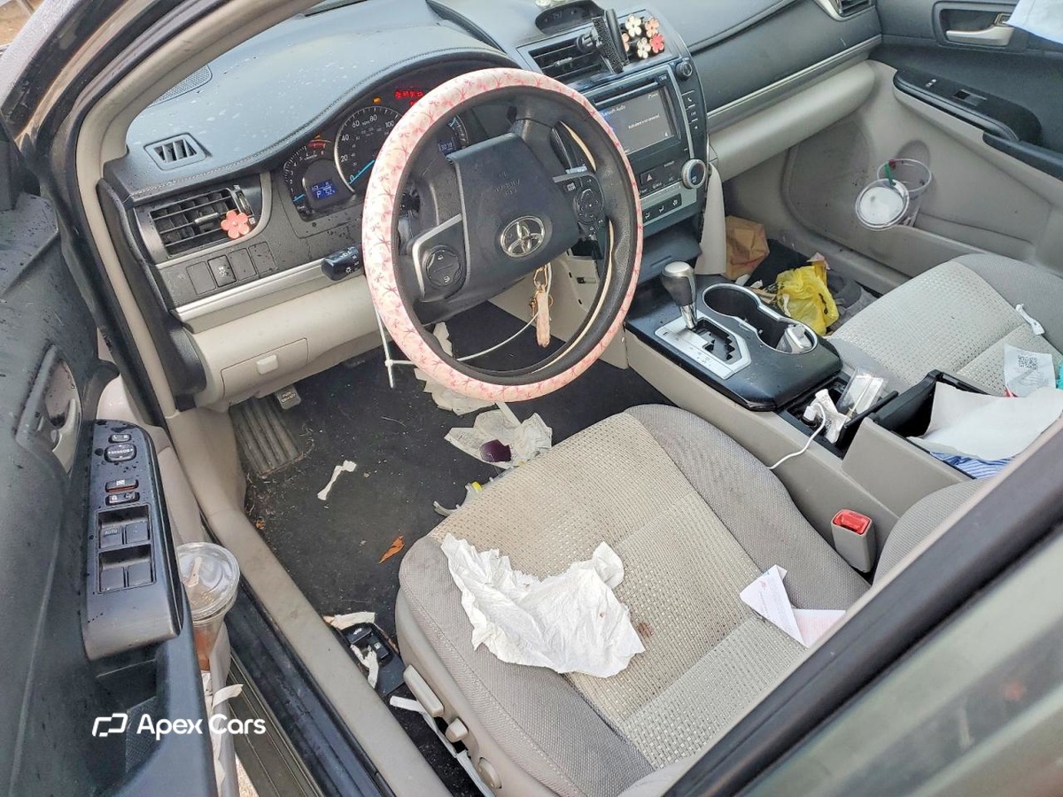 Toyota Camry 2012