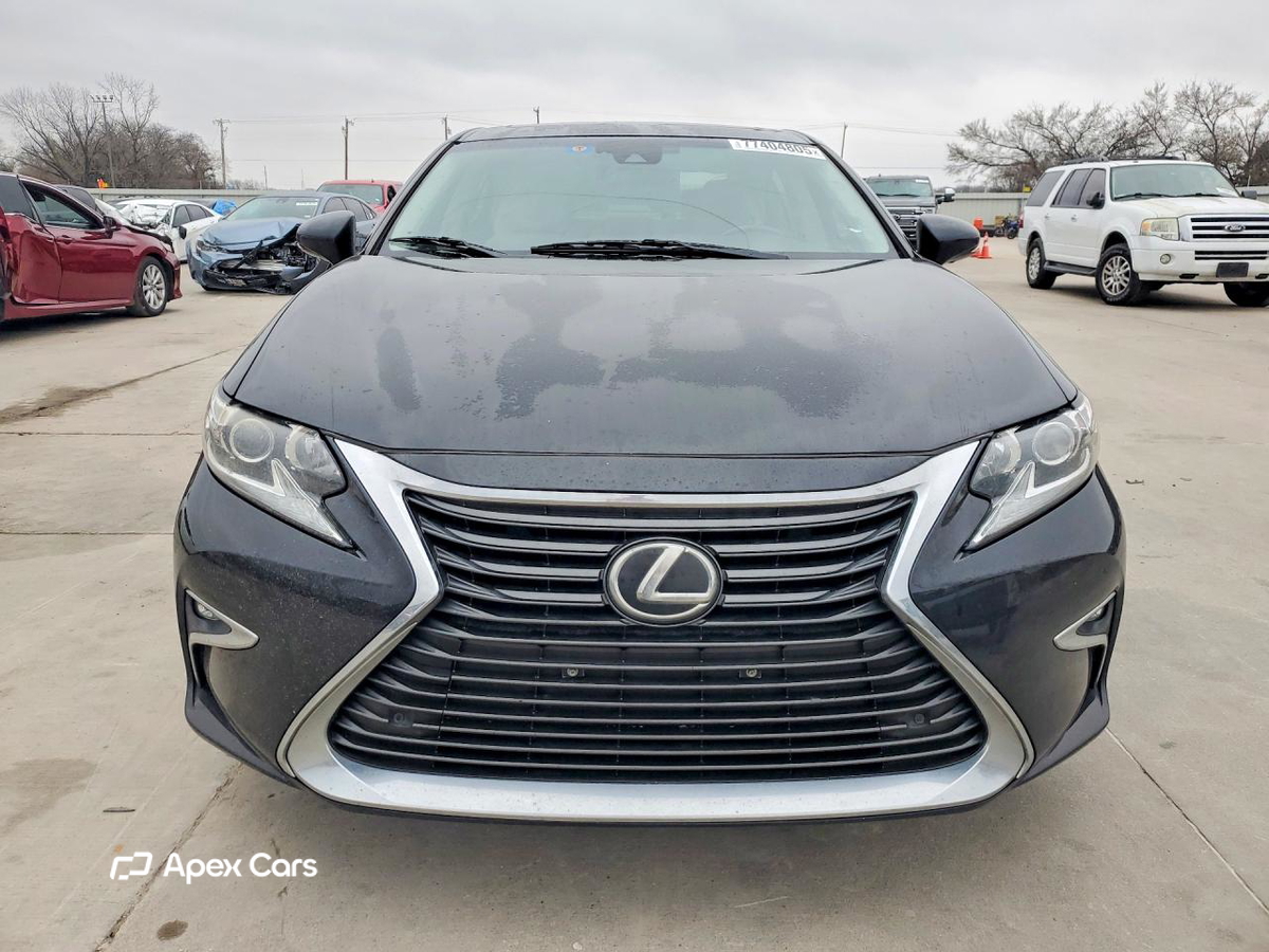 Lexus ES 2016
