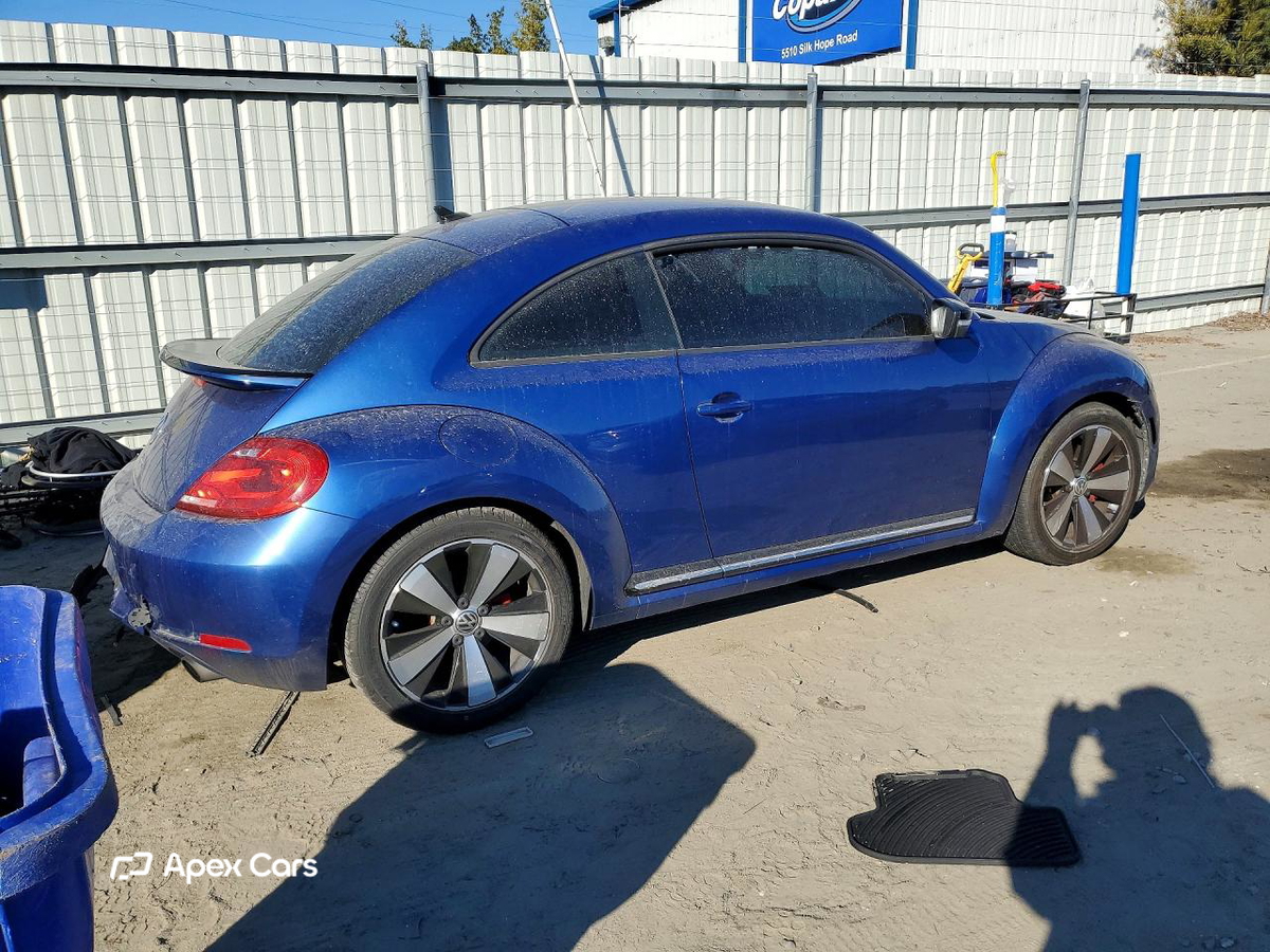 Volkswagen Beetle 2012