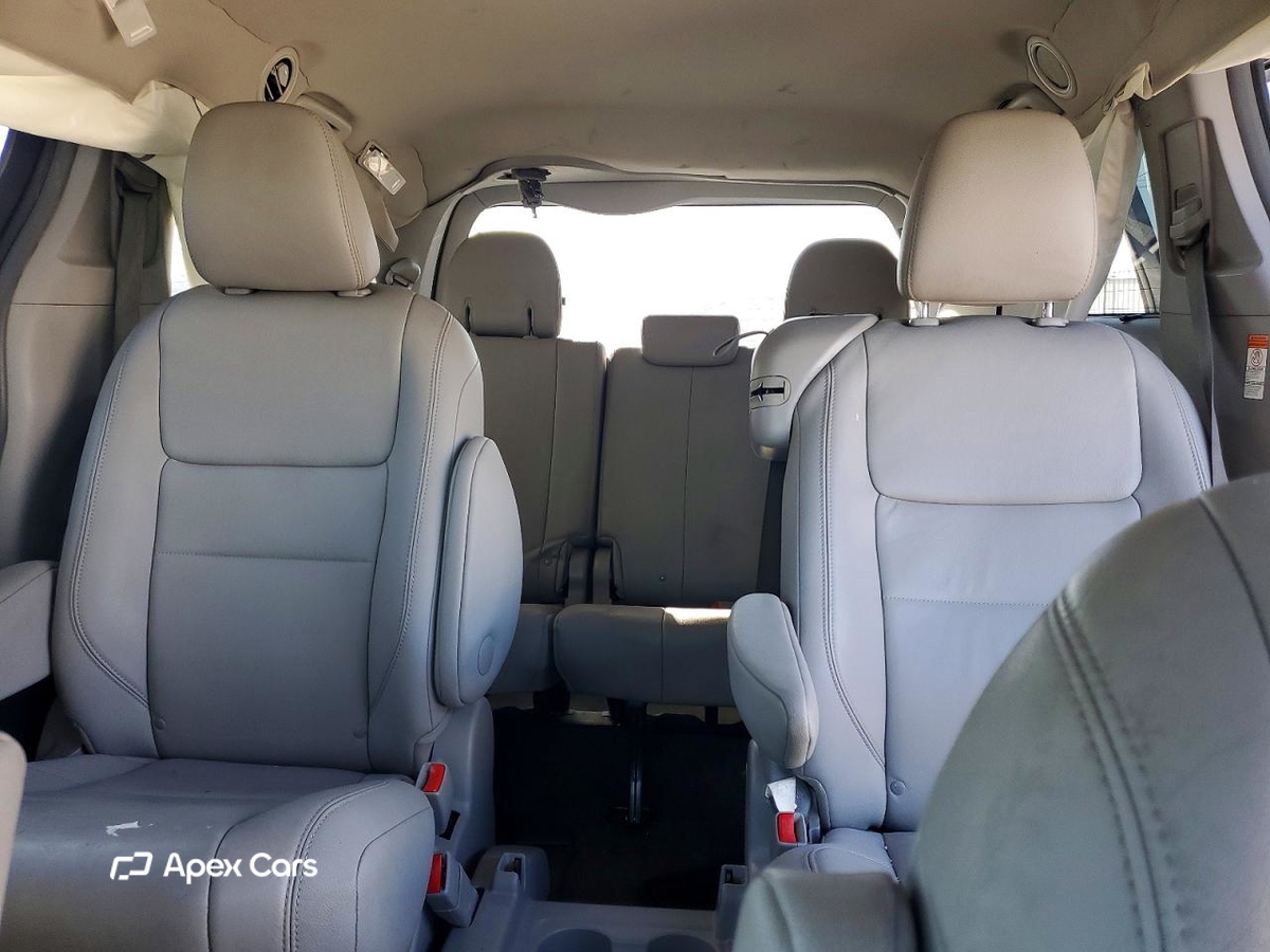 Toyota Sienna 2017