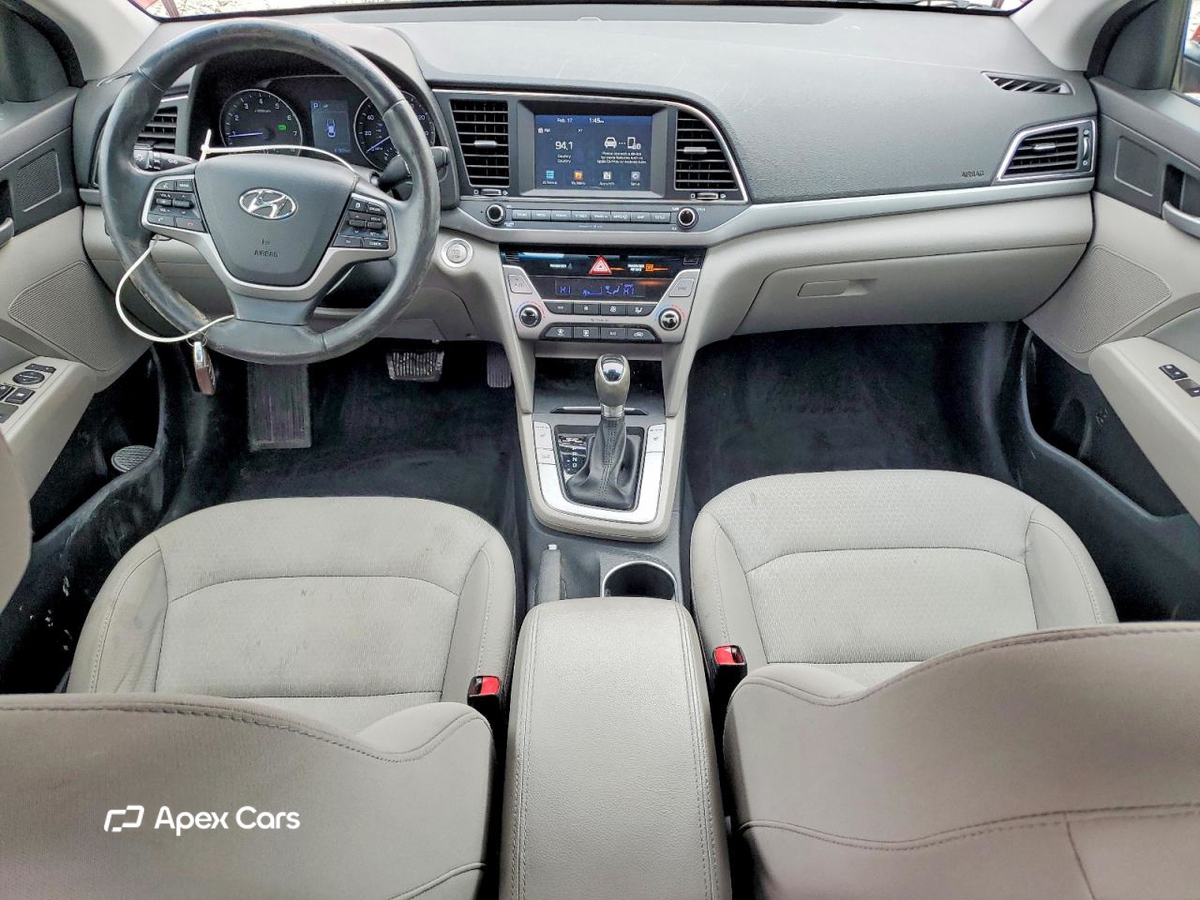 Hyundai Elantra 2017