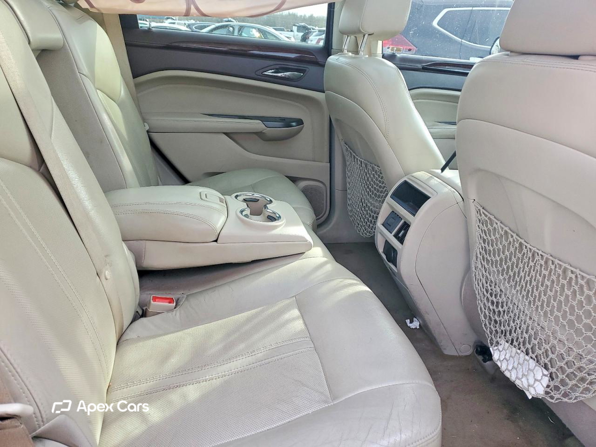 Cadillac SRX 2012