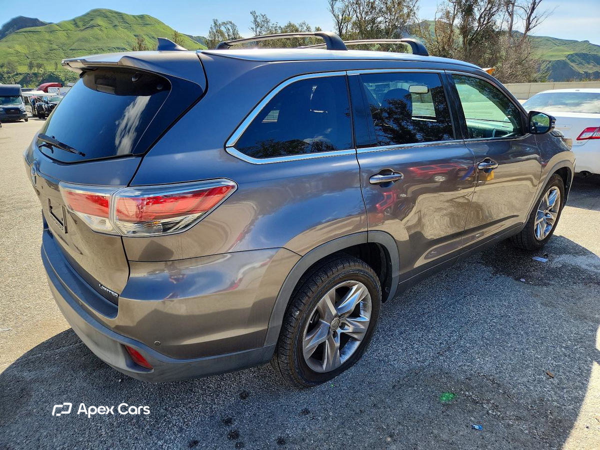 Toyota Highlander 2015