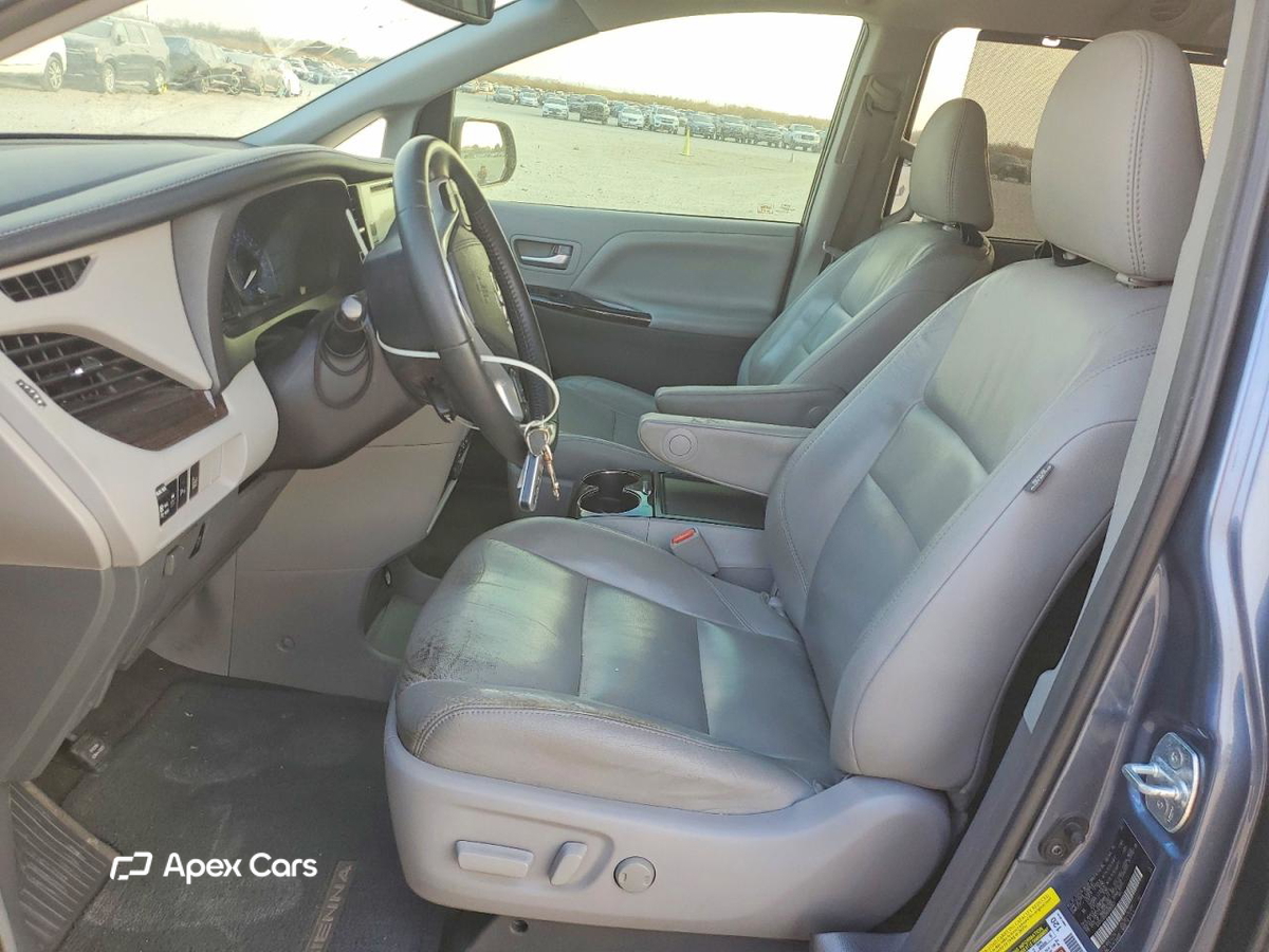 Toyota Sienna 2017