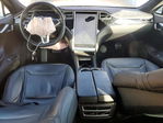 Tesla Model S 2015