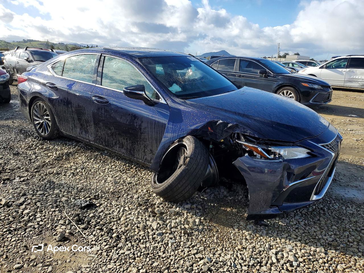Lexus ES 2025