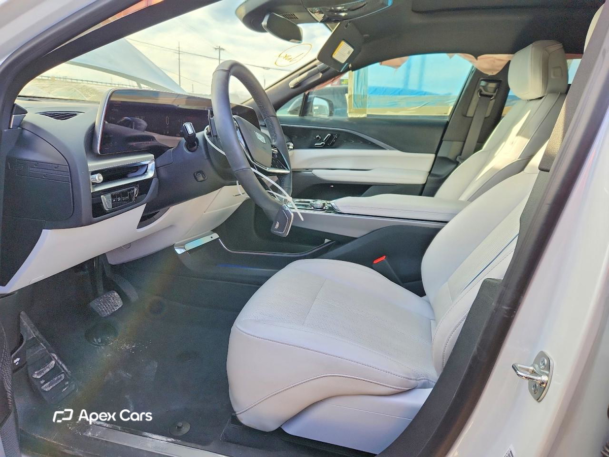 Cadillac Lyriq 2025
