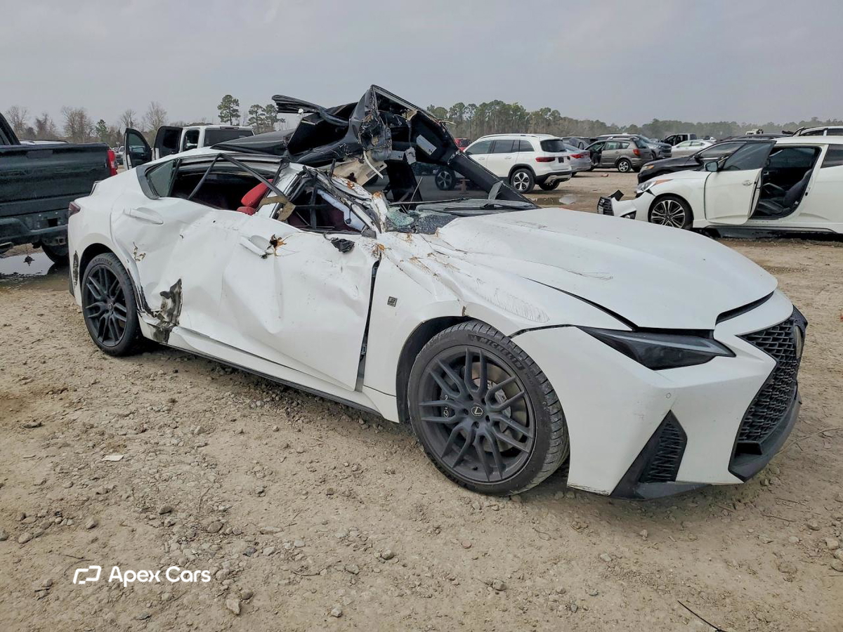 Lexus IS 2023