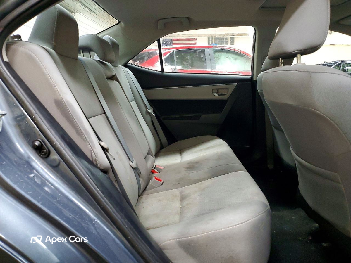 Toyota Corolla 2015