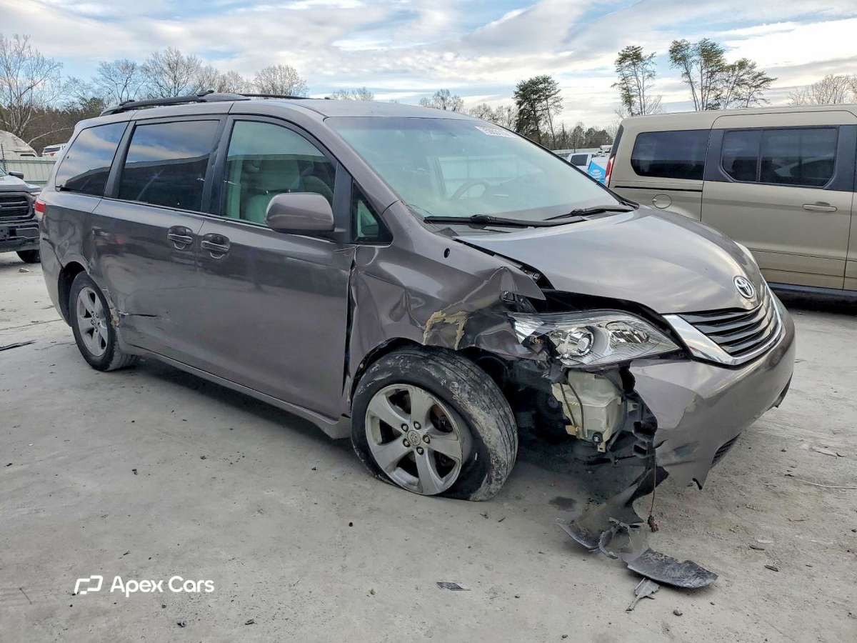 Toyota Sienna 2011