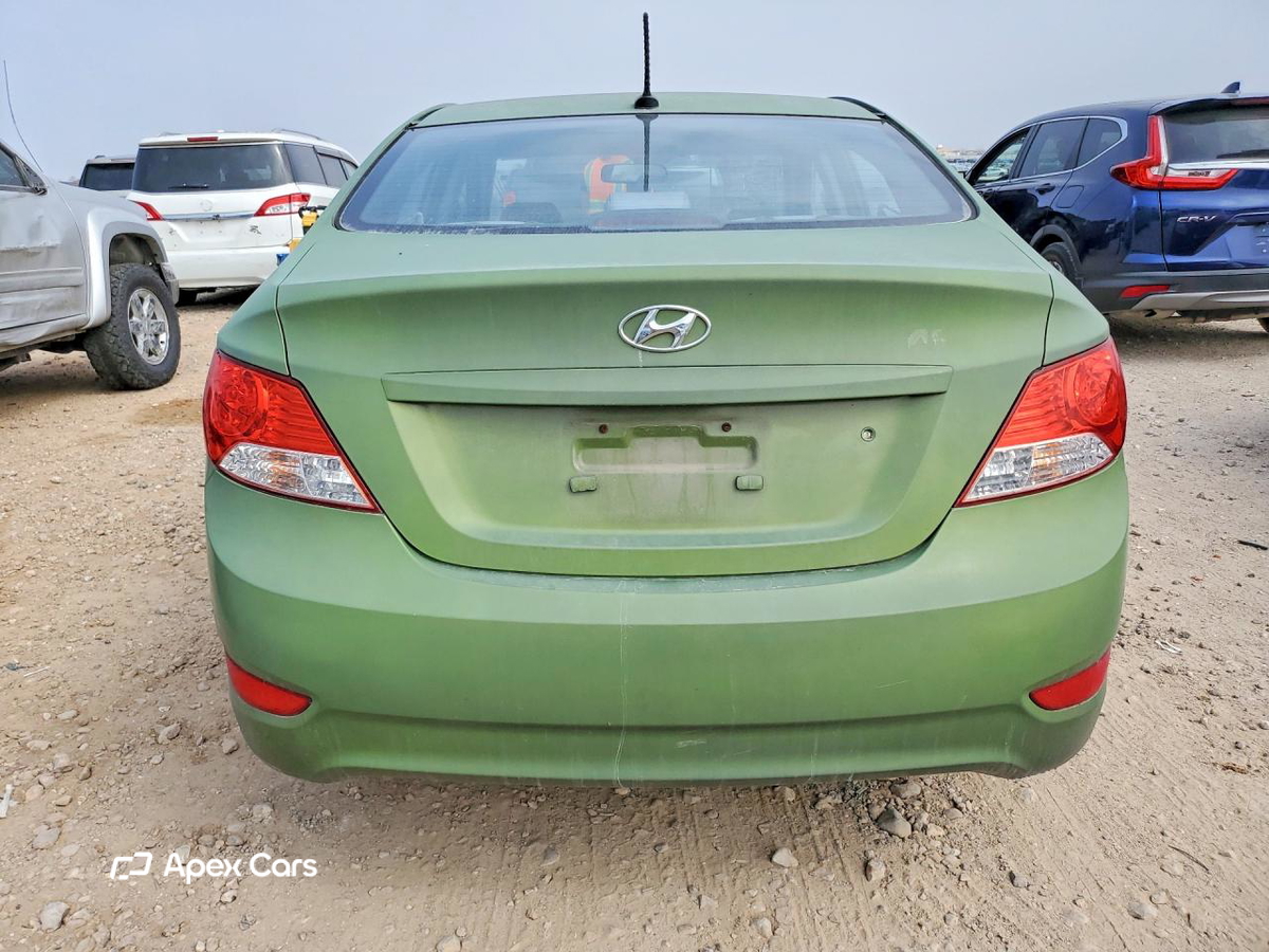 Hyundai Accent 2013