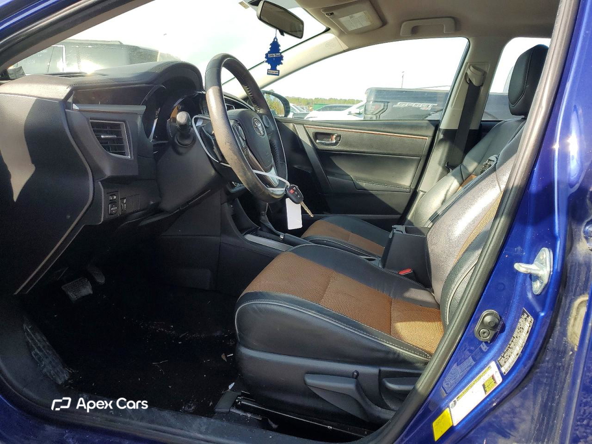 Toyota Corolla 2015