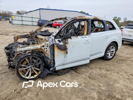Audi Q7 2017 - Image 1 of 13