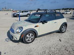 MINI Cooper 2011